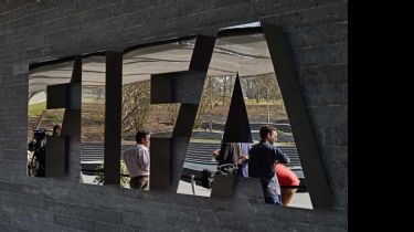 La FIFA le pidió a un argentino armar un partido a beneficio