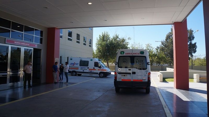 Hospitalizaron a una chica luego de ser baleada en un populoso barrio de San Juan