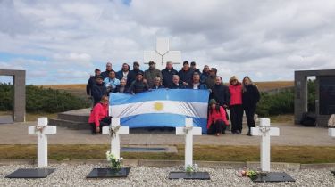 Malvinas: el viaje relatado por dos ex combatientes y una periodista sanjuanina	