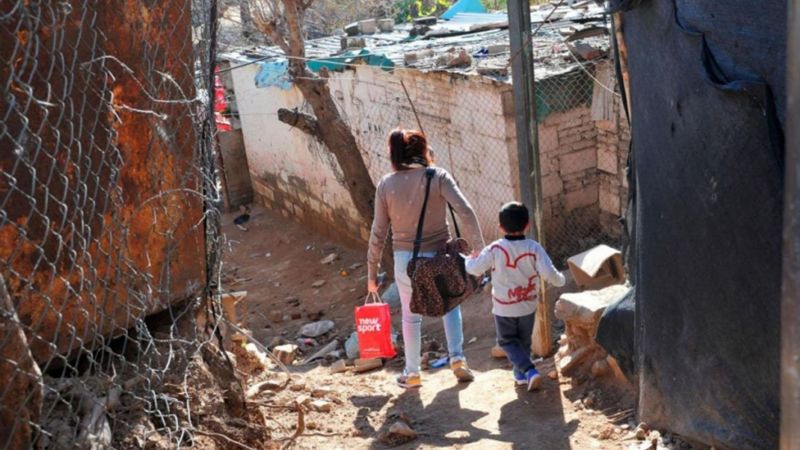 Indec: la pobreza cayó al 36,5% en el primer semestre de 2022