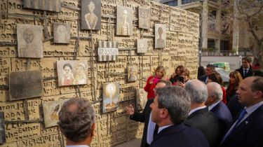 Inauguraron “Reflexiones sobre la Shoá”, una impactante muestra sobre el Holocausto