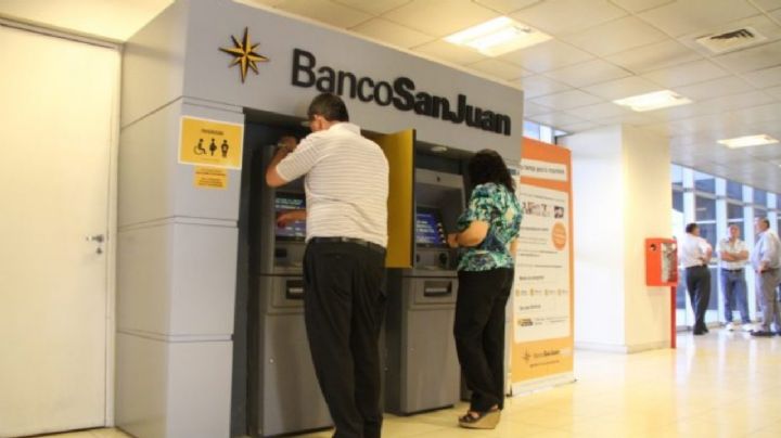 Denuncian que el retiro voluntario en Banco San Juan es bajo presión