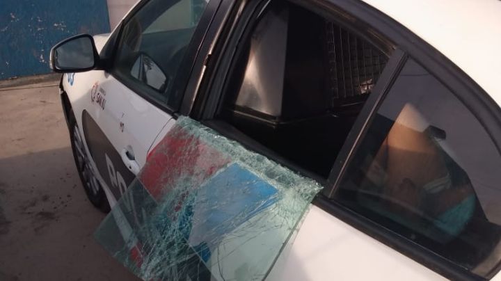 Se pasó de copas y destrozó un patrullero en Rivadavia