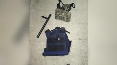 Vio mucho 'Art Attack': cayó el pibe que armaba chalecos de policía con cartón