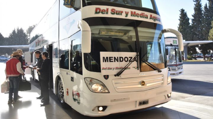 Aseguran que el primer viaje a Mendoza fue con 'cupo lleno' pero volvieron pocos