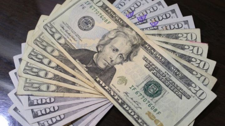 Nueva suba del dólar blue: acumuló $14 en dos días