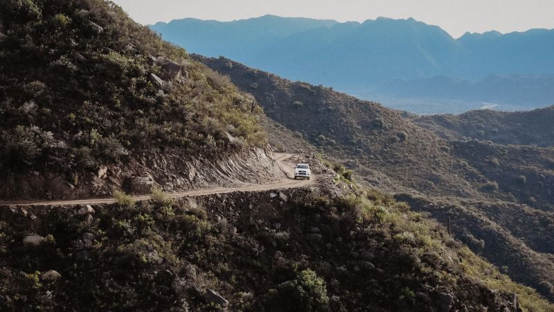 Iluminarán el camino a Sierras de Chávez con una inversión de $30 millones
