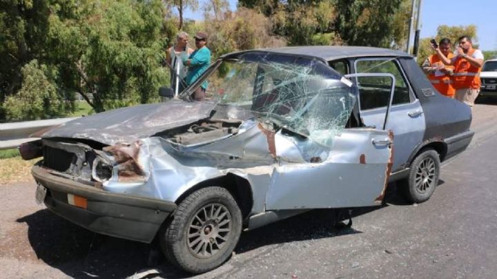 Múltiple choque en cadena en Circunvalación deja 5 autos destrozados