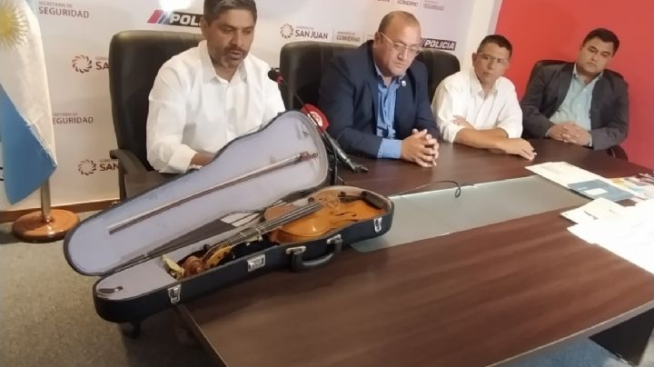 Robaron un violín de más de medio millón de pesos y lo vendieron en dos mil