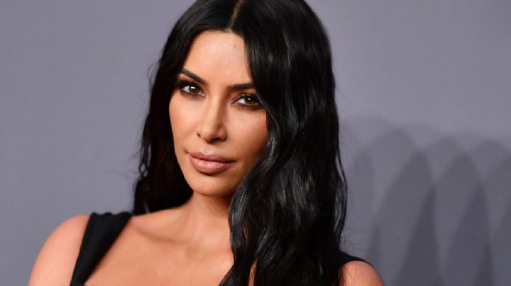 El escote sensual de Kim Kardashian para celebrar a sus seguidores