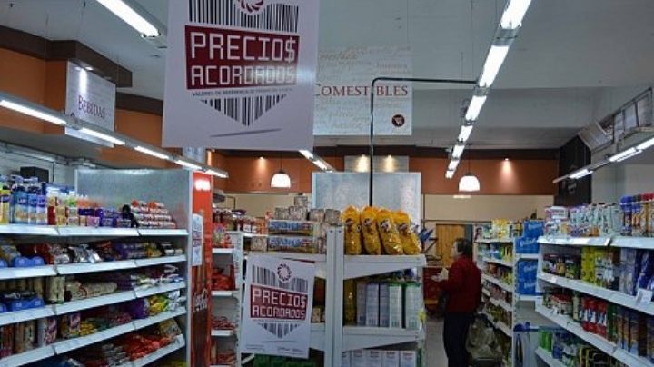 Lanzaron kits de comestibles y de limpieza a "precios acordados" en San Juan