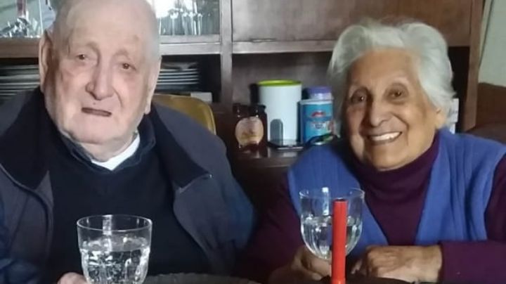 Mirá cómo le gana a la pandemia esta pareja de 92 y 88 años de edad
