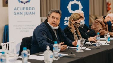 Acuerdo San Juan: Uñac escuchó las propuestas de los gremios y sindicatos
