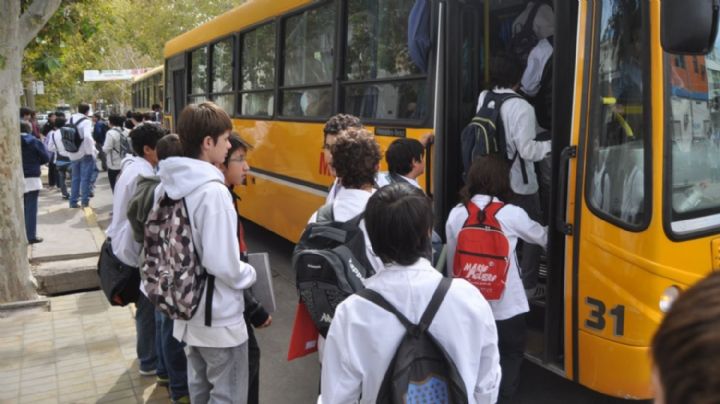 En San Juan, unos 1.500 estudiantes accederán a becas de transporte