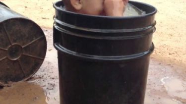 Tragedia: falleció una beba tras caer a un tacho de agua