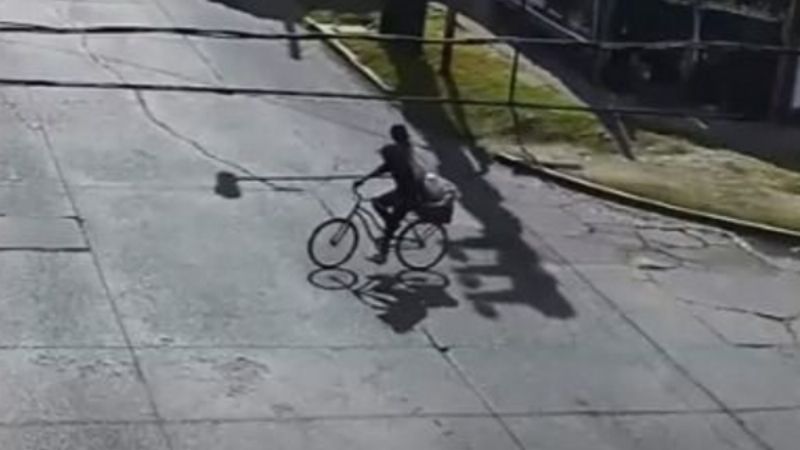 El sátiro de la bicicleta: acusado por abusar a una menor quedó en libertad
