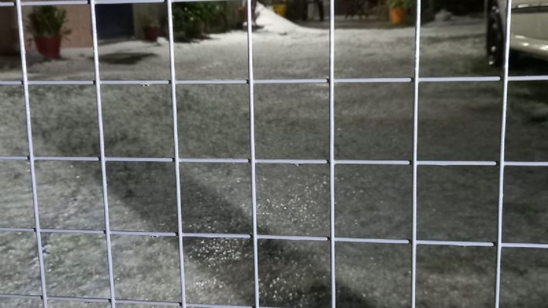 Una pista de hielo: impactantes fotos y videos de la tormenta de granizo en San Juan