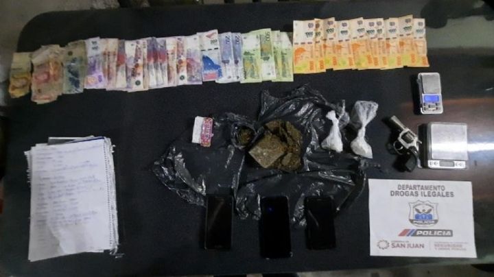 Atraparon a un peligroso narco sanjuanino: cayó con armas, drogas y dinero