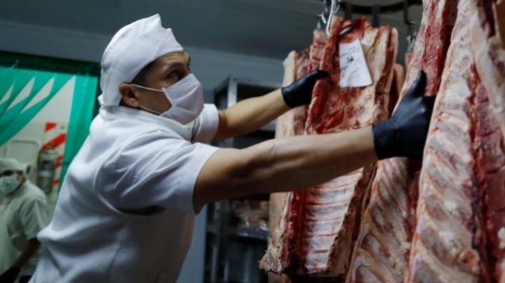 El precio de la carne se mantiene estable: 'Hay baja producción y poca venta'