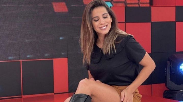 Al borde de la censura: Cinthia Fernández salió en TV sin corpiño