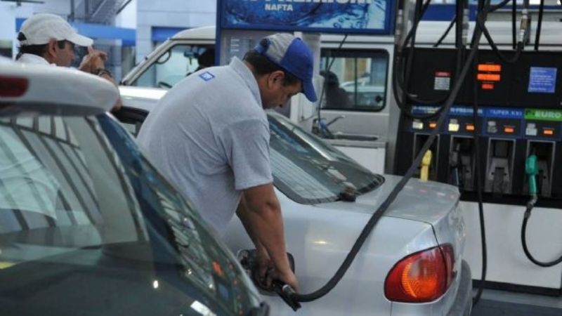 Sin freno: otro aumento hizo saltar el precio de los combustibles