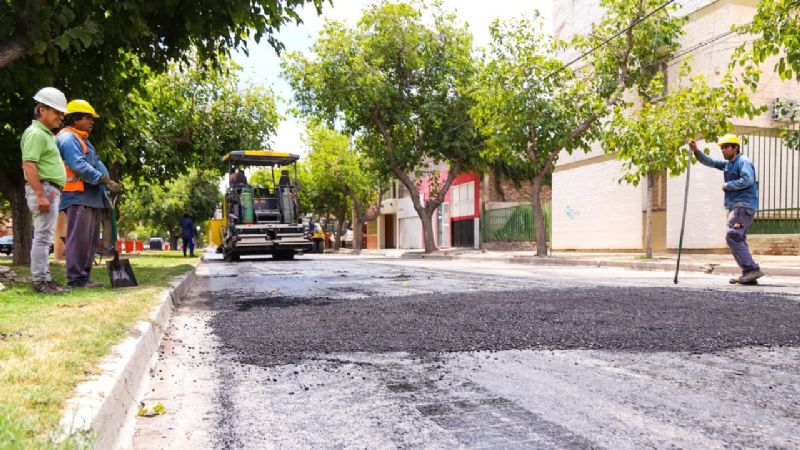 Revive el pavimento de una tradicional avenida