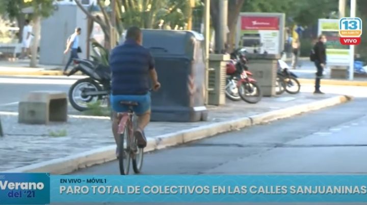 Paro total de colectivos: bicicletas y remises llenan las calles sanjuaninas
