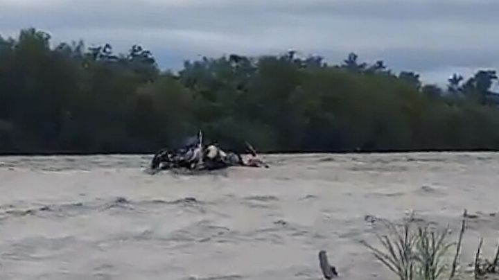 Video: se les pinchó el gomón en el que iban y ahora hay 6 desaparecidos
