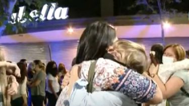 "Gracias Falabella": el último abrazo de despedida en el local