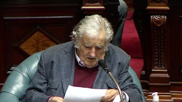 Pepe Mujica fue operado de urgencia por una espina clavada en el esófago