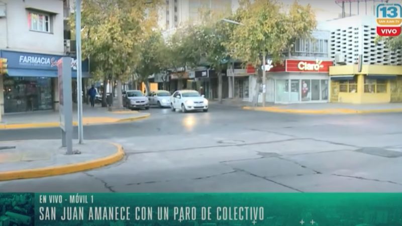 Sin colectivos y en confinamiento: desoladoras postales de San Juan