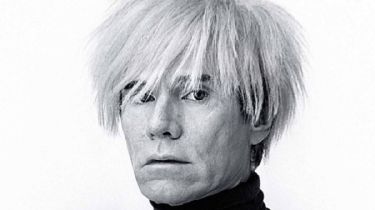 Subastan cinco obras de Andy Warhol como NTF