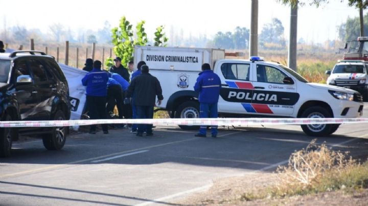 Tragedia vial en Valle Fértil: un motorista murió tras estrellarse con una pared
