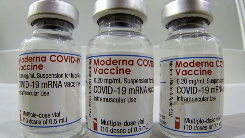 Incluirán a Moderna en los estudios para evaluar la combinación de vacunas