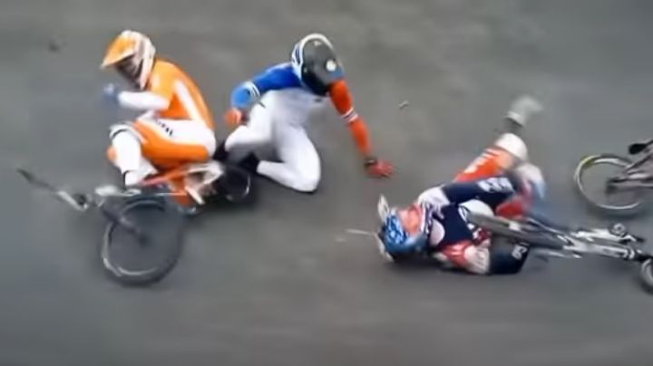 Video sensible: un corredor olímpico de BMX cayó y le pasaron por arriba