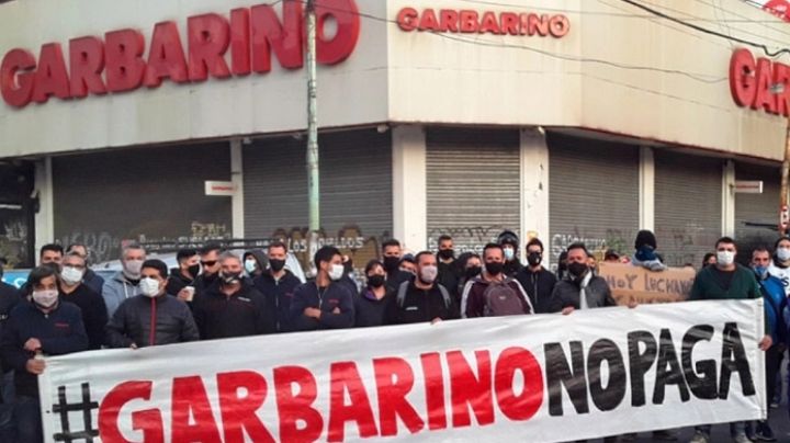 Empleados de Garbarino y delegados gremiales marcharán este lunes
