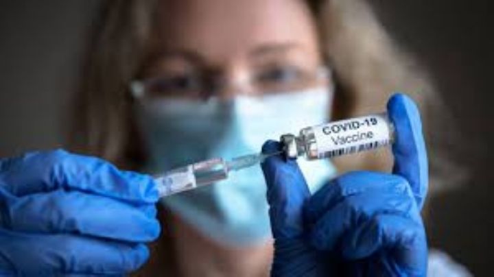 Un estudio asegura que las personas vacunadas tienen menos riesgos de padecer síntomas prolongados por Covid-19