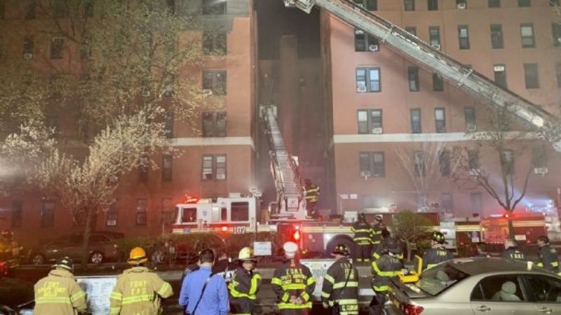 Terrible incendio en un edificio dejó 19 fallecidos