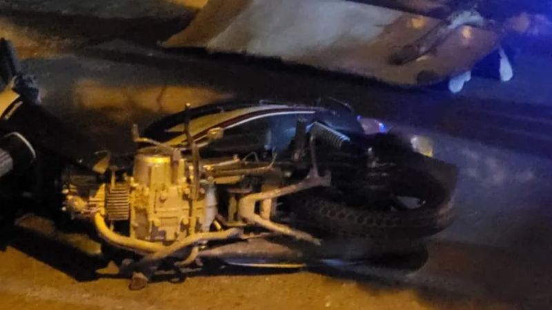 Tragedia en Albardón: perdió el control de la moto y murió por la fuerte caída