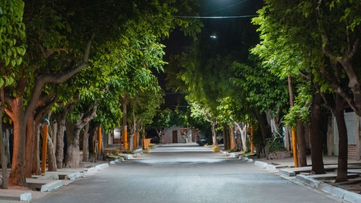Un barrio de Santa Lucía ya cuenta con nueva iluminación