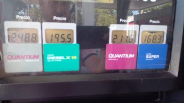 Una estación de servició puso 'en promoción' sus combustibles en San Juan
