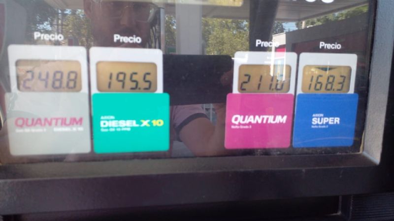 Una estación de servició puso 'en promoción' sus combustibles en San Juan