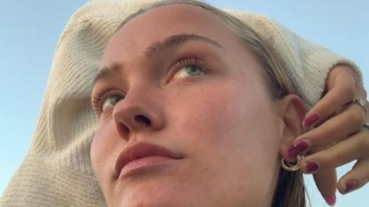 María Sola, la sensual hija modelo de Maru Botana, posó desde la playa