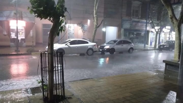 ¿Vuelve el granizo?: hay alerta amarilla por la llegada de lluvia a San Juan