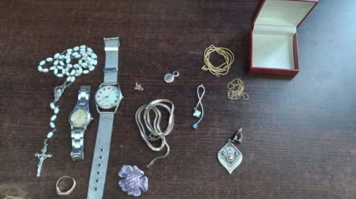 Felicidad: en dos casas de Chimbas recuperaron las joyas de su mujer fallecida