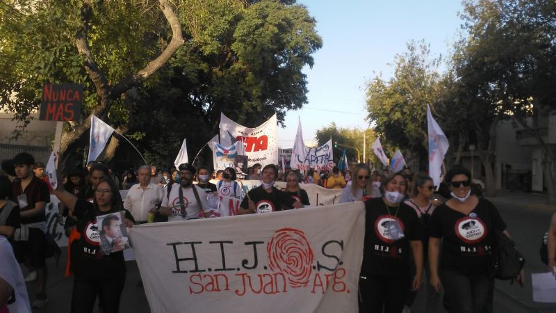 Cientos de sanjuaninos se unieron para gritar "Nunca más"