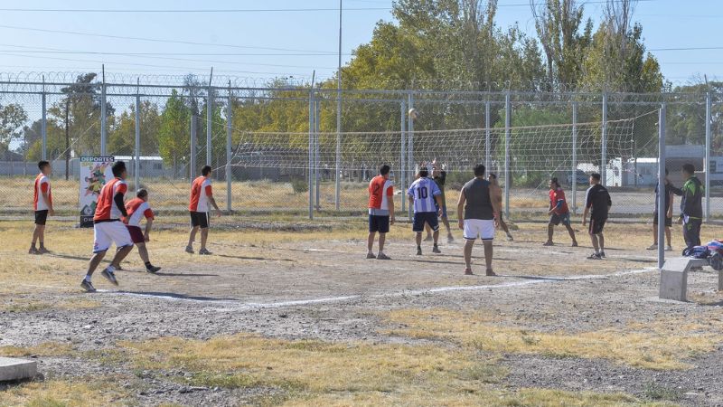 Los internos del Penal de Chimbas ya disfrutan de actividades deportivas
