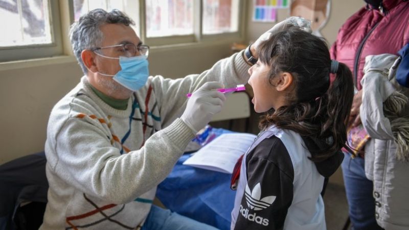 Salud Pública realizó controles médicos a los alumnos de El Bosque