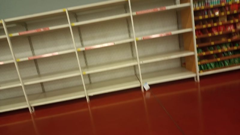 Góndolas vacías: sanjuaninos denunciaron la falta de productos esenciales en supermercados