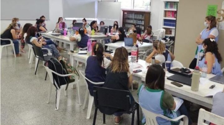 Busca docentes para  talleres del plan de Alfabetización en San Juan